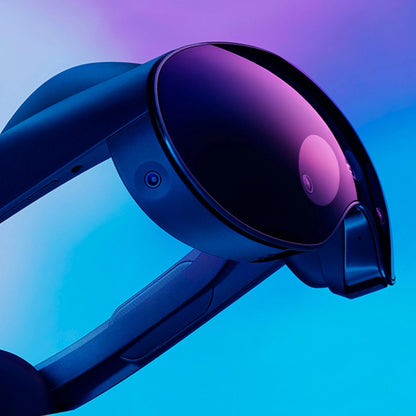 Quest Pro — Premium MR/VR Headset — Featuring Ergonomic Design and Advanced Features